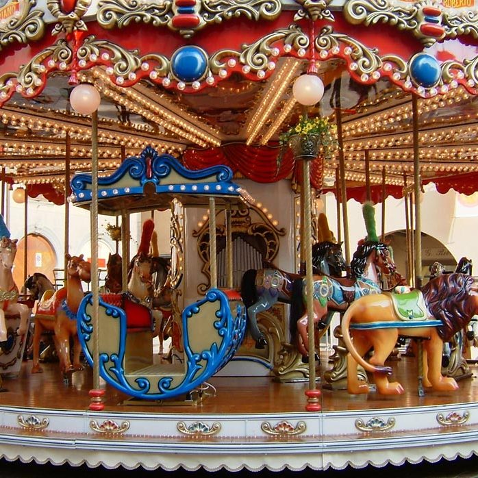 MERRY GO ROUND circus carrousel 8.6MT Park Rides Lamborghini