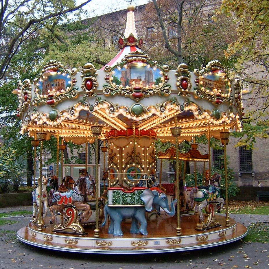MERRY GO ROUND 6.6MT Park Rides Lamborghini