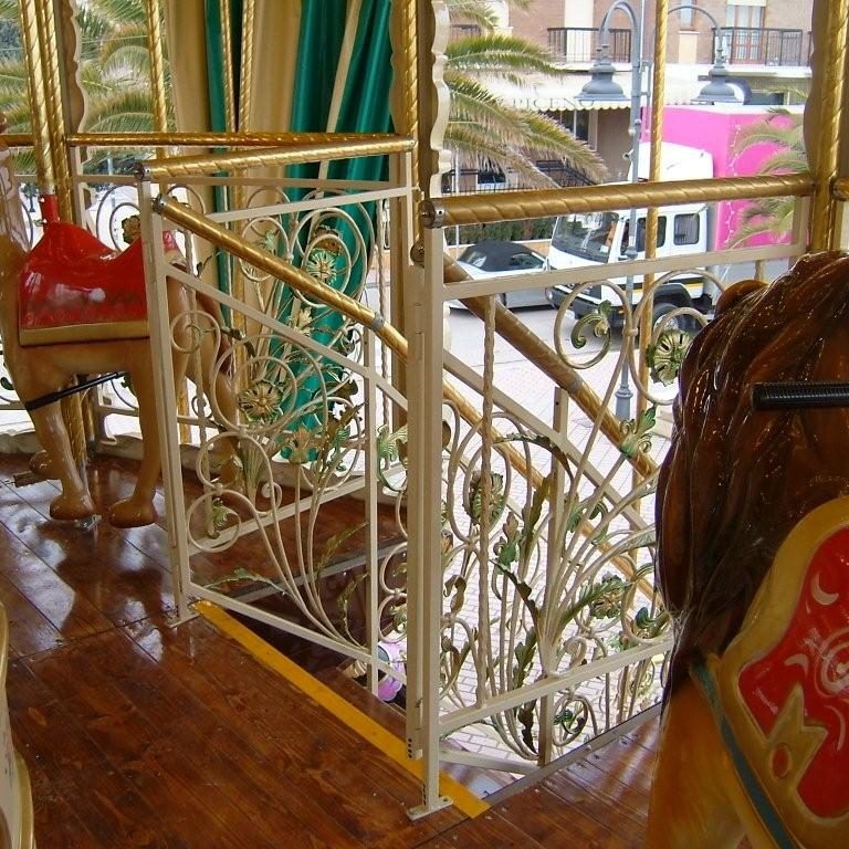 MERRY GO ROUND double deck 10.6MT Park Rides Lamborghini